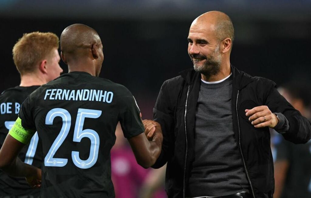 Ύμνοι για Πεπ και Σίτι από τον φευγάτο Φερναντίνιο