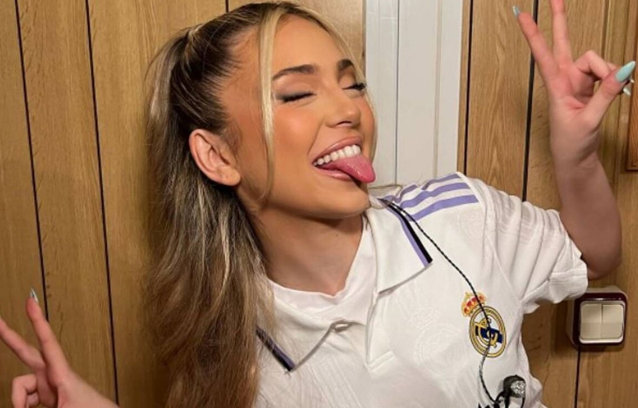 Ισπανίδα τραγουδίστρια «πίκαρε» τον Μπαπέ σε συναυλία της (vid)