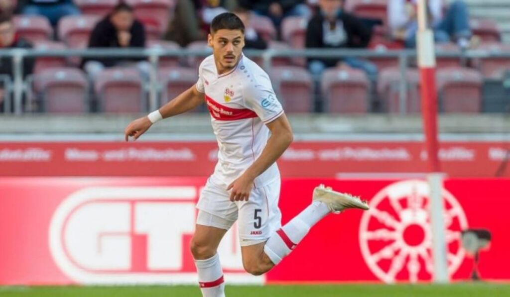 Επίσημο: Μόνιμος κάτοικος Στουτγκάρδης ο Μαυροπάνος – Το συγκινητικό «αντίο» στην Άρσεναλ (pic)