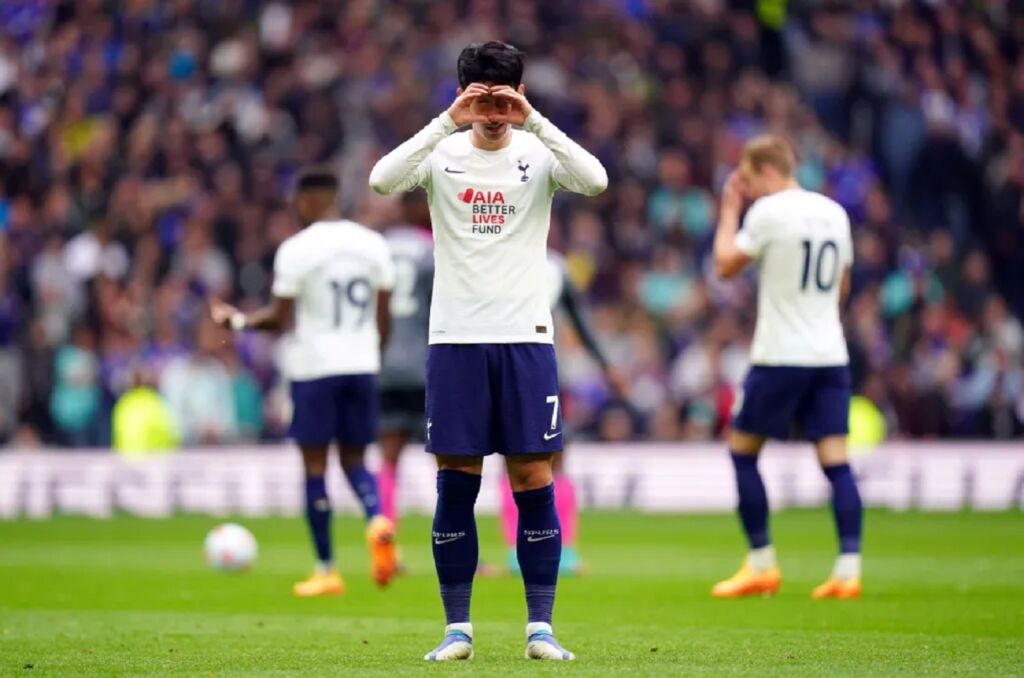 Αποθεώνει Νεϊμάρ ο Σον: «Είναι κορυφαίος! Μακάρι να γίνω σαν αυτόν»