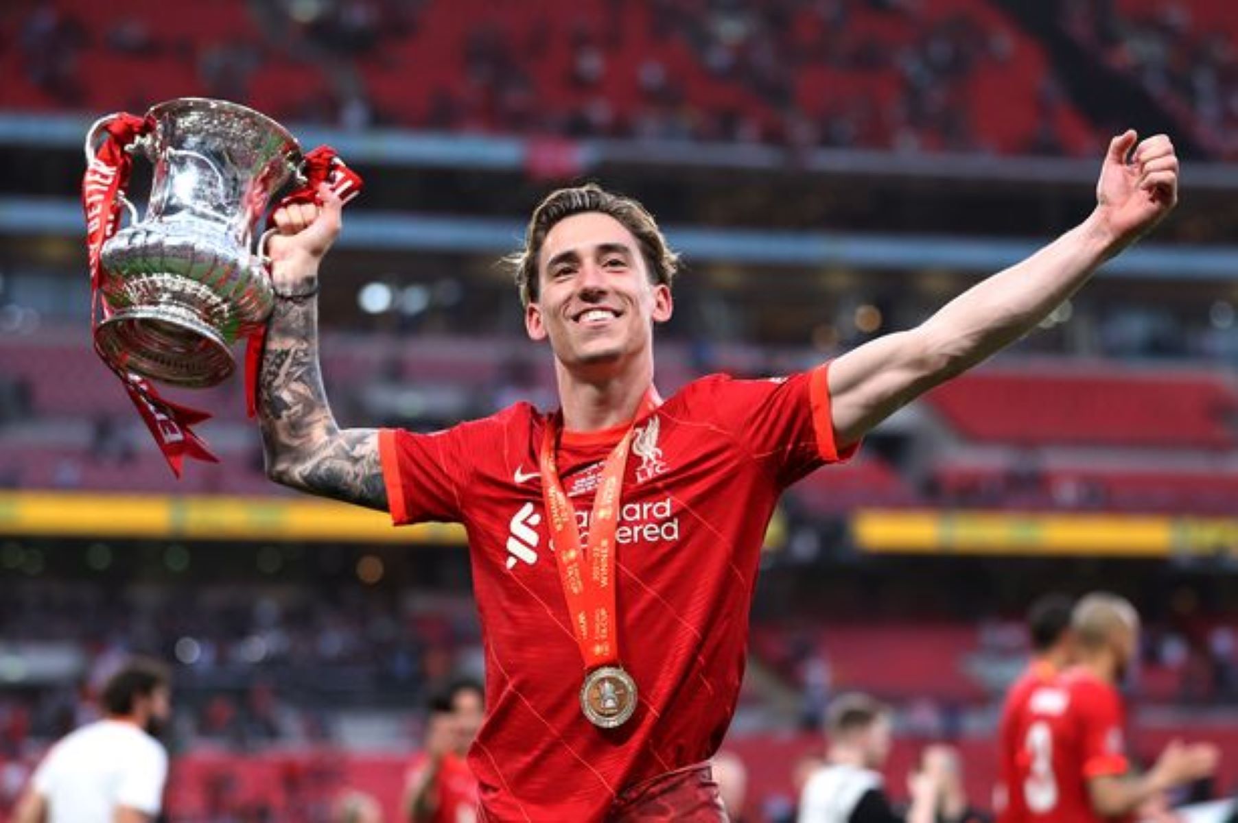 Τσιμίκας: Ύψιστη τιμή για τον Έλληνα άσσο – Στην ενδεκάδα της σεζόν στο FA Cup (pic)