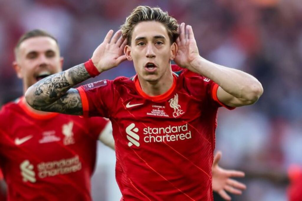 Έξαλλοι στην Λίβερπουλ με το.. θέμα Τσιμίκα – Δεν πάει πουθενά!