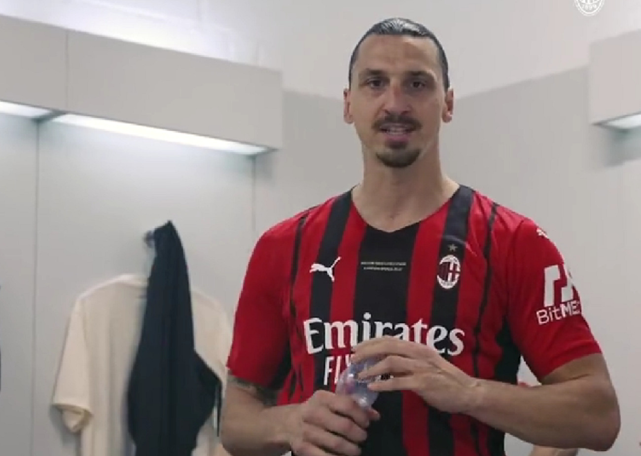 Ηγετική ομιλία του Ζλάταν: «Η Ιταλία ανήκει στη Μίλαν!» (vid)