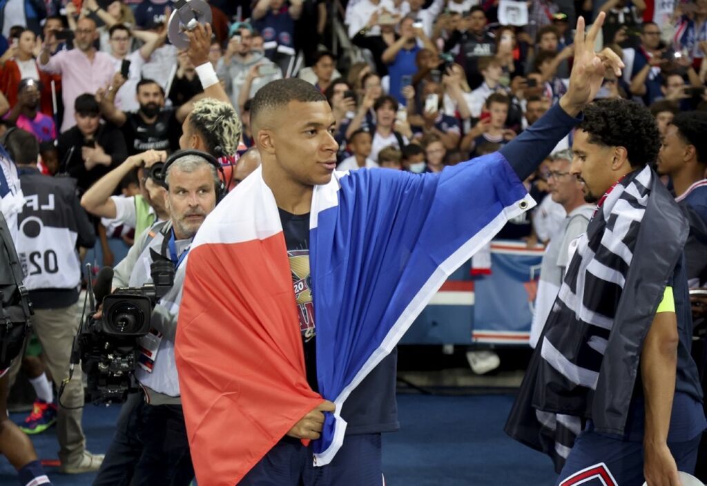 Ντι Μαρία: «Μπράβο ρε Μπαπέ! Θα πας αργότερα στη Ρεάλ…»