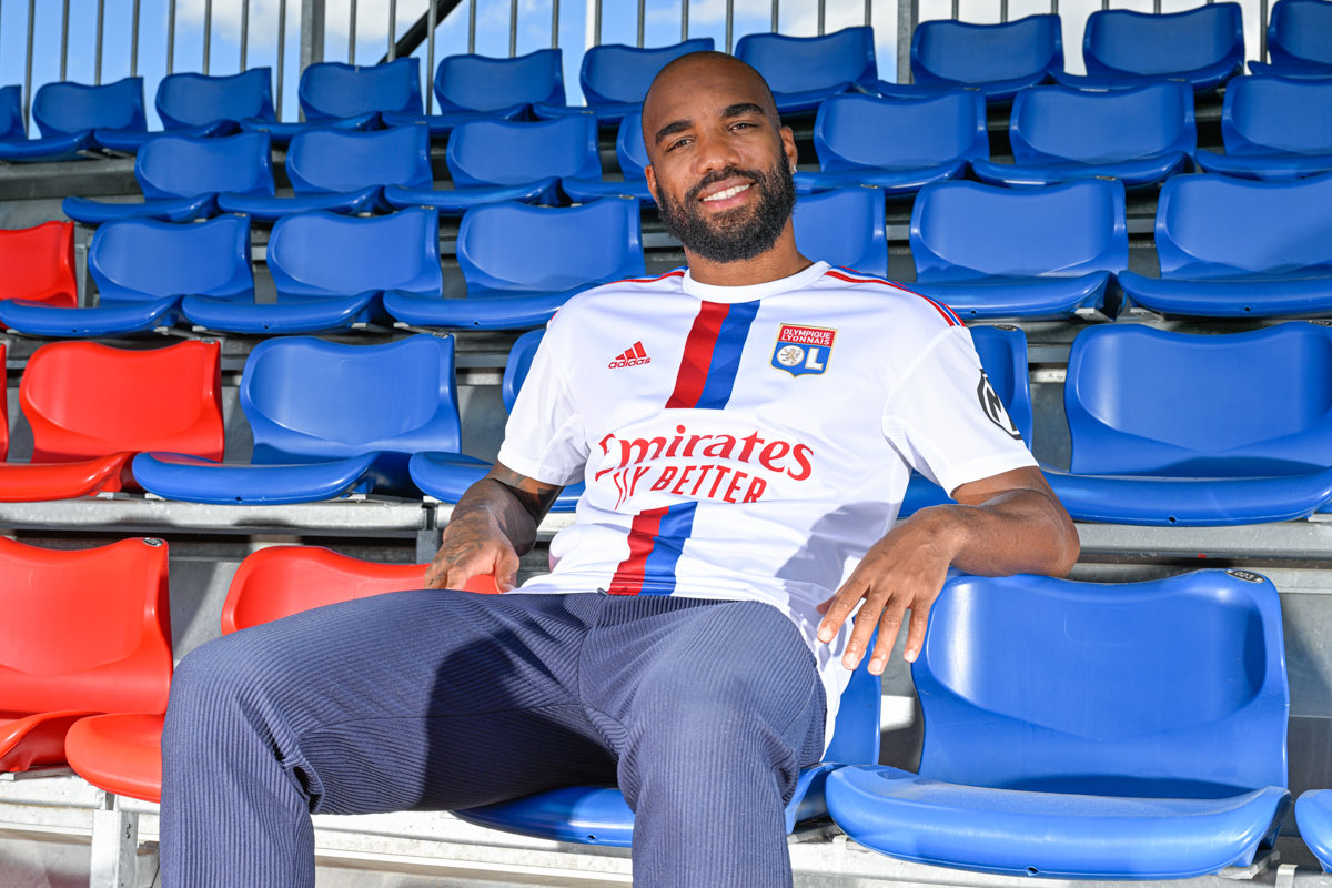 Ο Λακαζέτ γύρισε στην… αγάπη του: «Δεν με νοιάζουν τα λεφτά, αλλά το… πρότζεκτ»