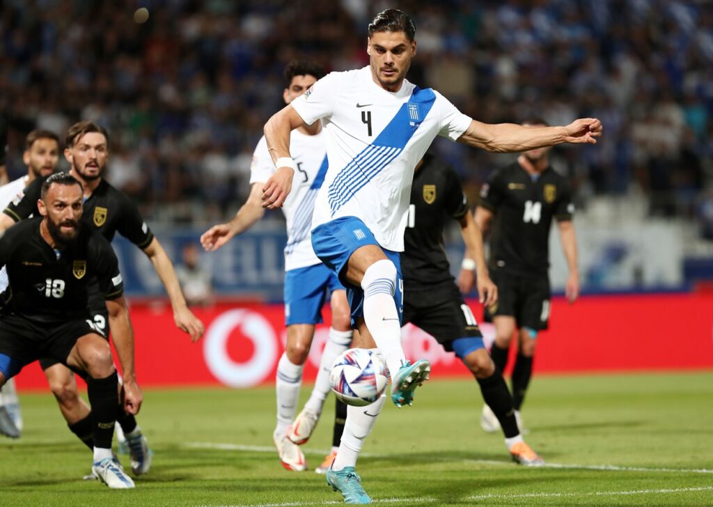 Επιβλητική η Εθνική στο ημίχρονο, της λείπει το γκολ μονάχα! (vids)