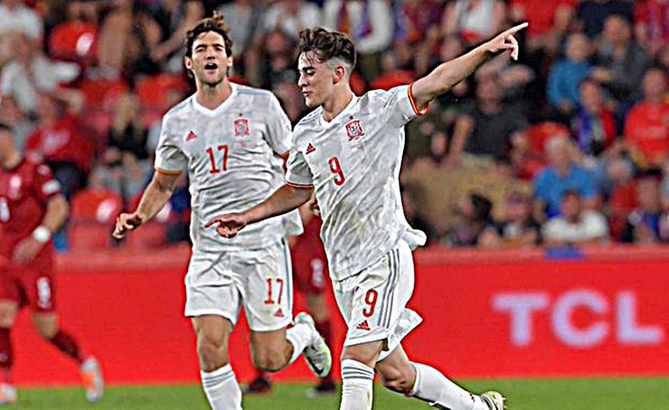 Άρπαξε το ρεκόρ του Φάτι ο Γκάβι με την Ισπανία! (pic, vid)