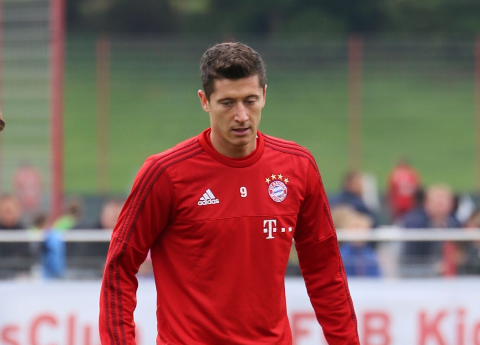 Δεν θέλει να πάει ούτε στην «πρώτη» της Μπάγερν ο Λεβαντόφσκι! (pic)