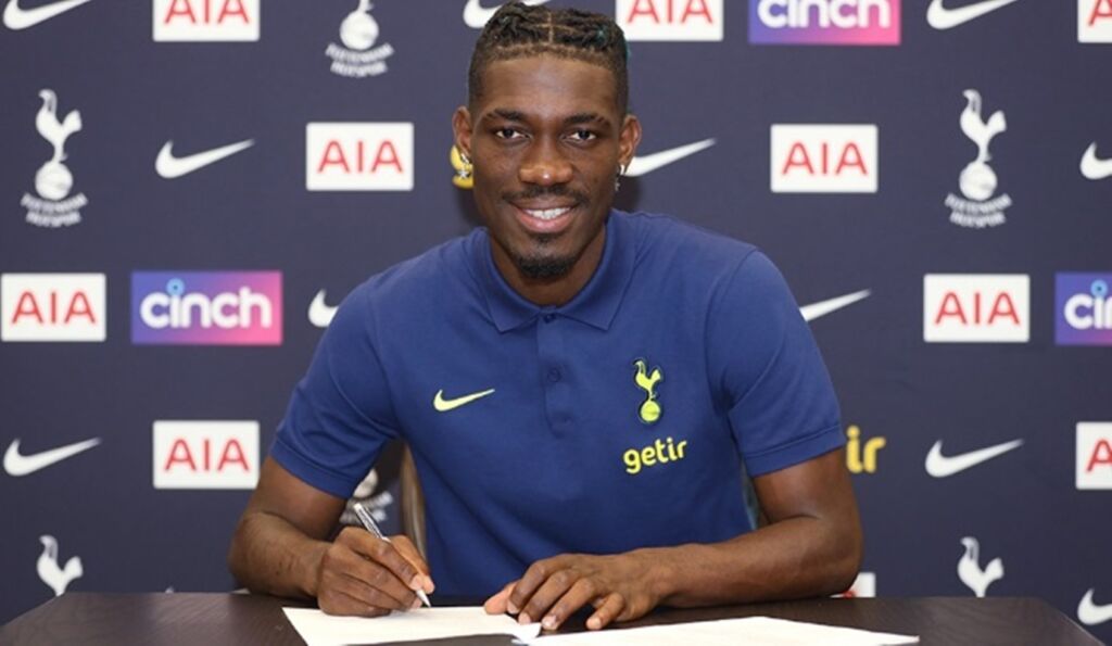 ΕΠΙΣΗΜΟ: Στην Τότεναμ το «πολυεργαλείο» που ήθελε όλη η Premier League!