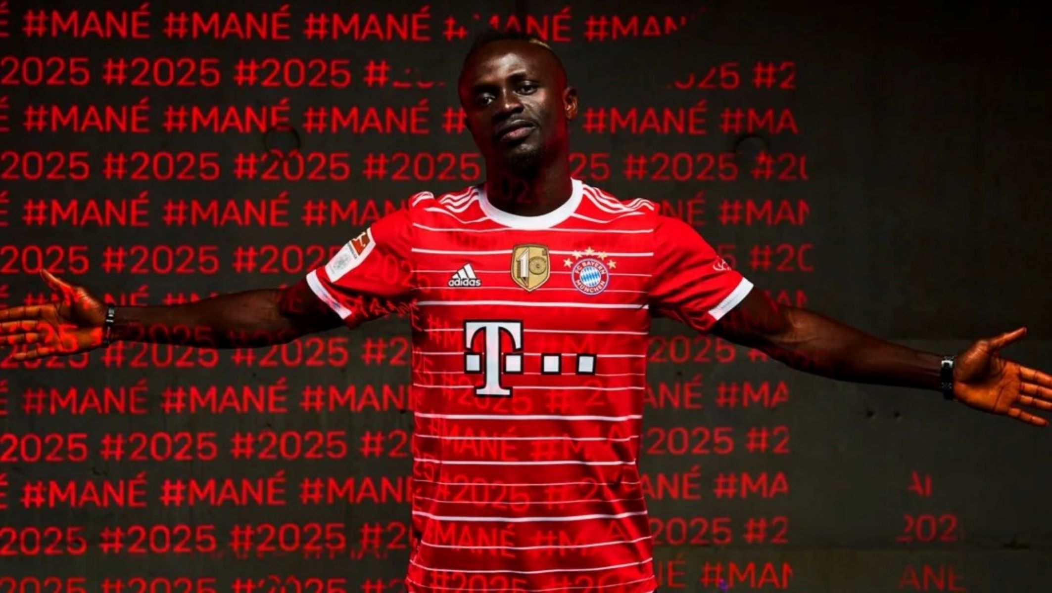 Όταν τα λεφτά πέφτουν σε καλά χέρια – Η Μπάγερν έντυσε με χρυσάφι τον ακέραιο Μανέ