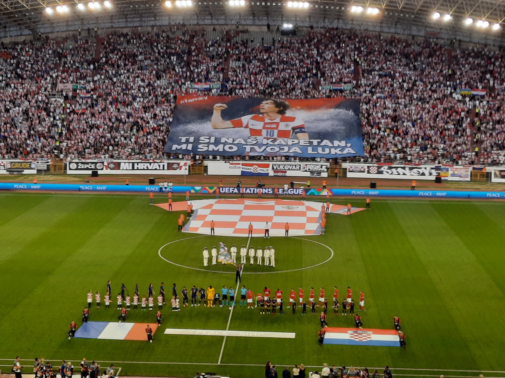 Στην Κροατία ο Μόντριτς είναι... Θεός!