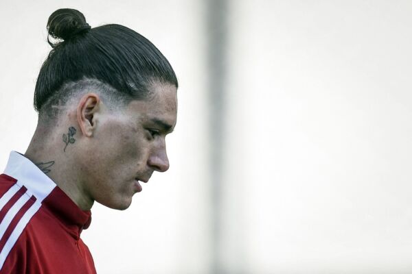 Ο Νούνιες είναι πρώτο θέμα πάντα και παντού!