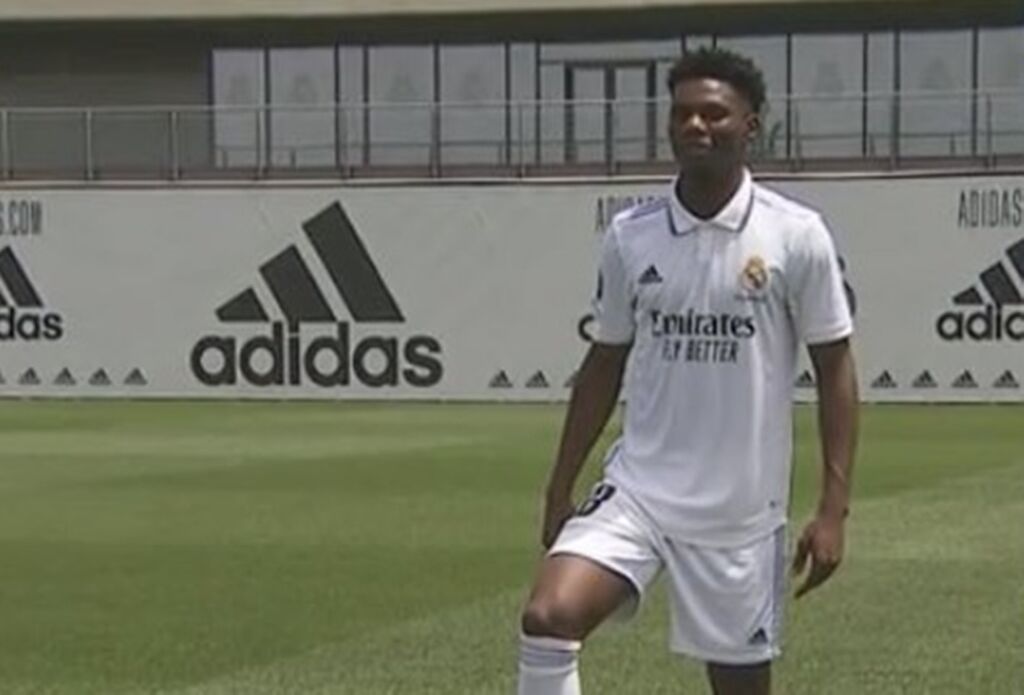 Ξεκίνησε τα «μαγικά» με τη Ρεάλ ο Τσουαμενί! (vid)