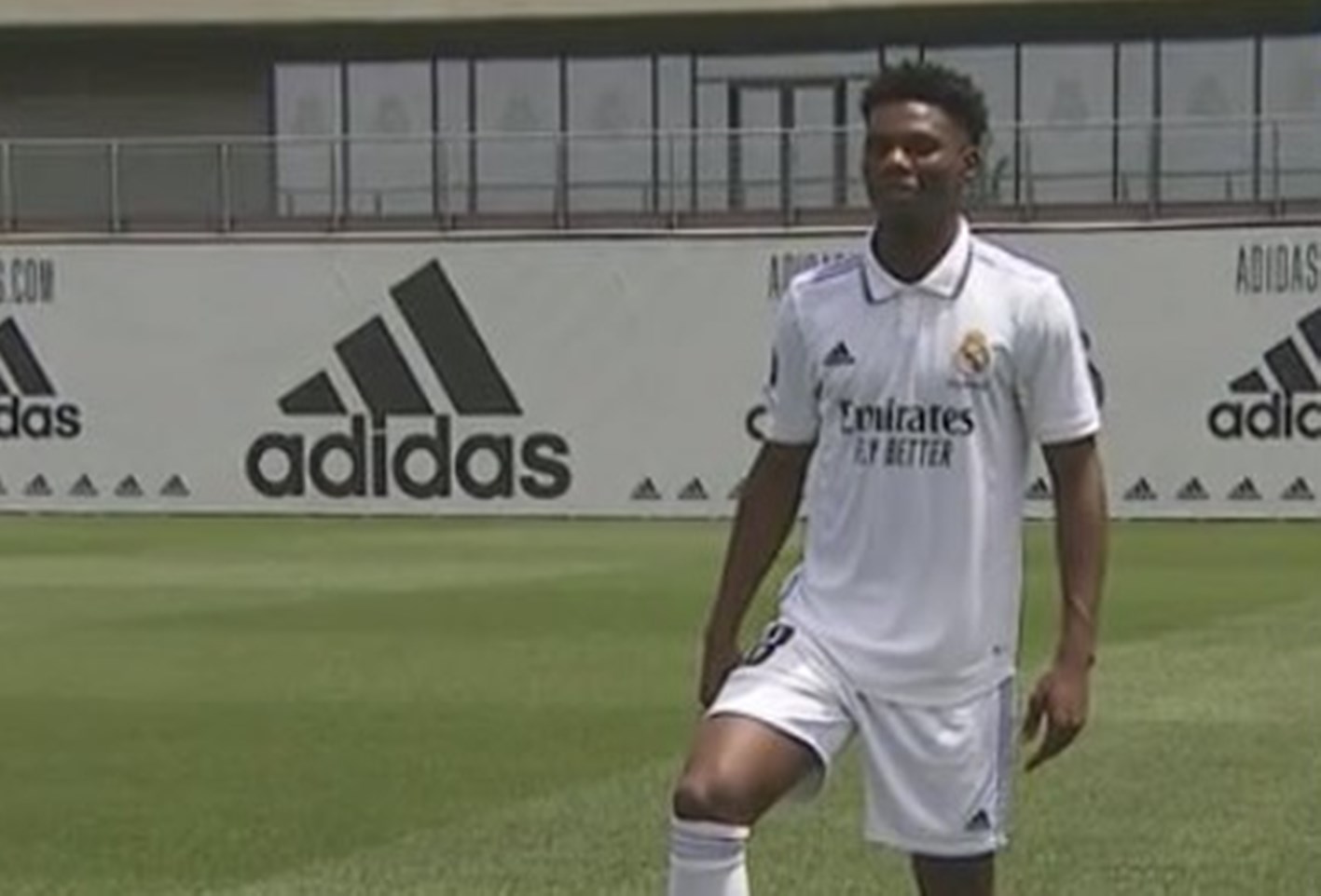 Ξεκίνησε τα «μαγικά» με τη Ρεάλ ο Τσουαμενί! (vid)