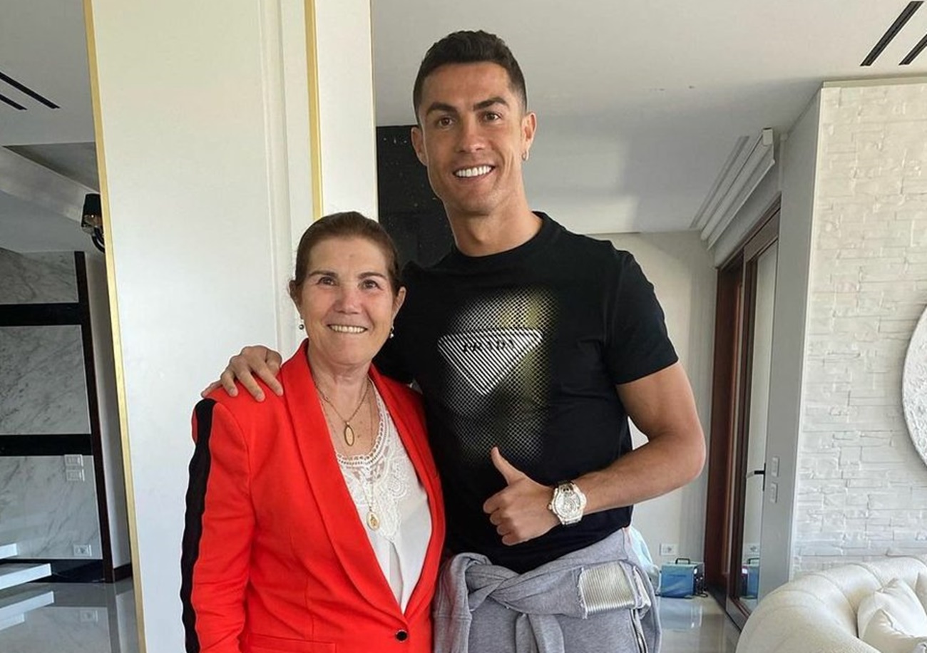 Το… like της μητέρας του Κριστιάνο που μαρτυρά την επιθυμία της για μεταγραφή! (pic)