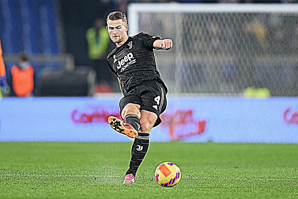 Ο Ντε Λιχτ είναι το κομμάτι που λείπει από το παζλ της Μπάγερν!