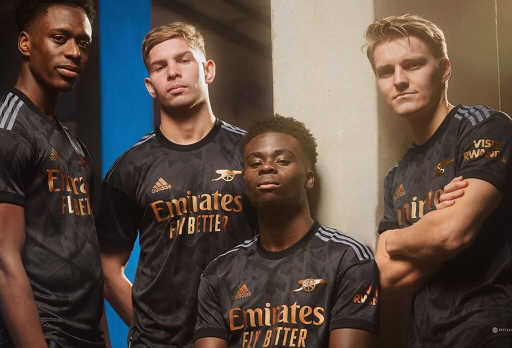 Άρσεναλ: Οι Λονδρέζοι εξηγούν τι σημαίνει το μαύρο στις εκτός έδρας φανέλες τους! (vid)