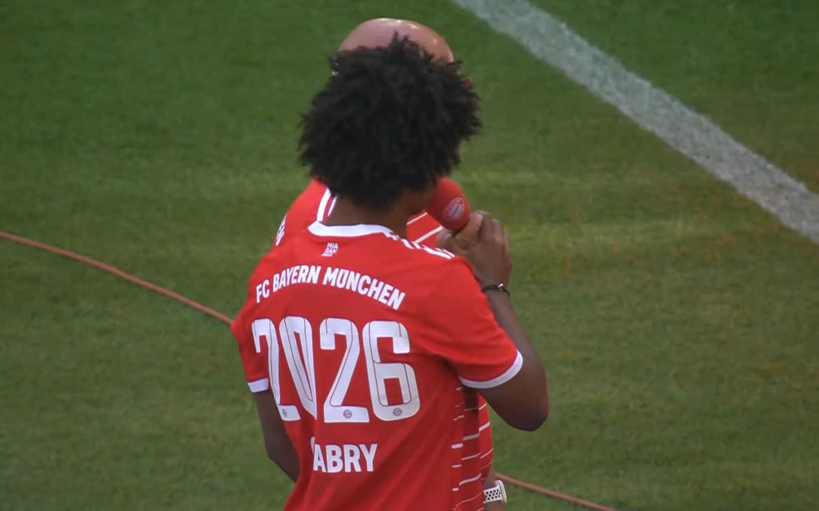 Επίσημο: Για πάντα στην Μπάγερν ο Γκνάμπρι – Αγνόησε την Τσέλσι (pic)