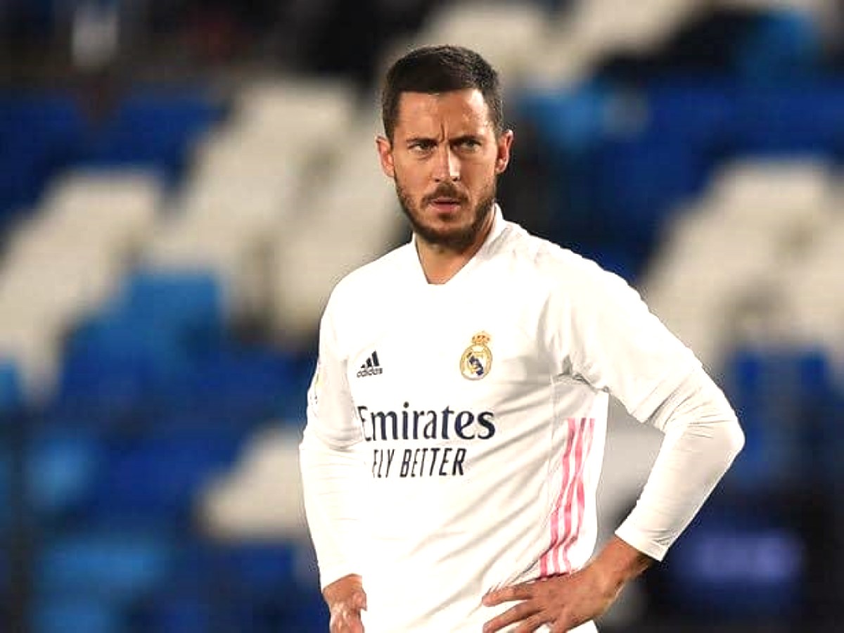 Ο Αζάρ έχει μια τελευταία ευκαιρία να γίνει ξανά… ποδοσφαιριστής!