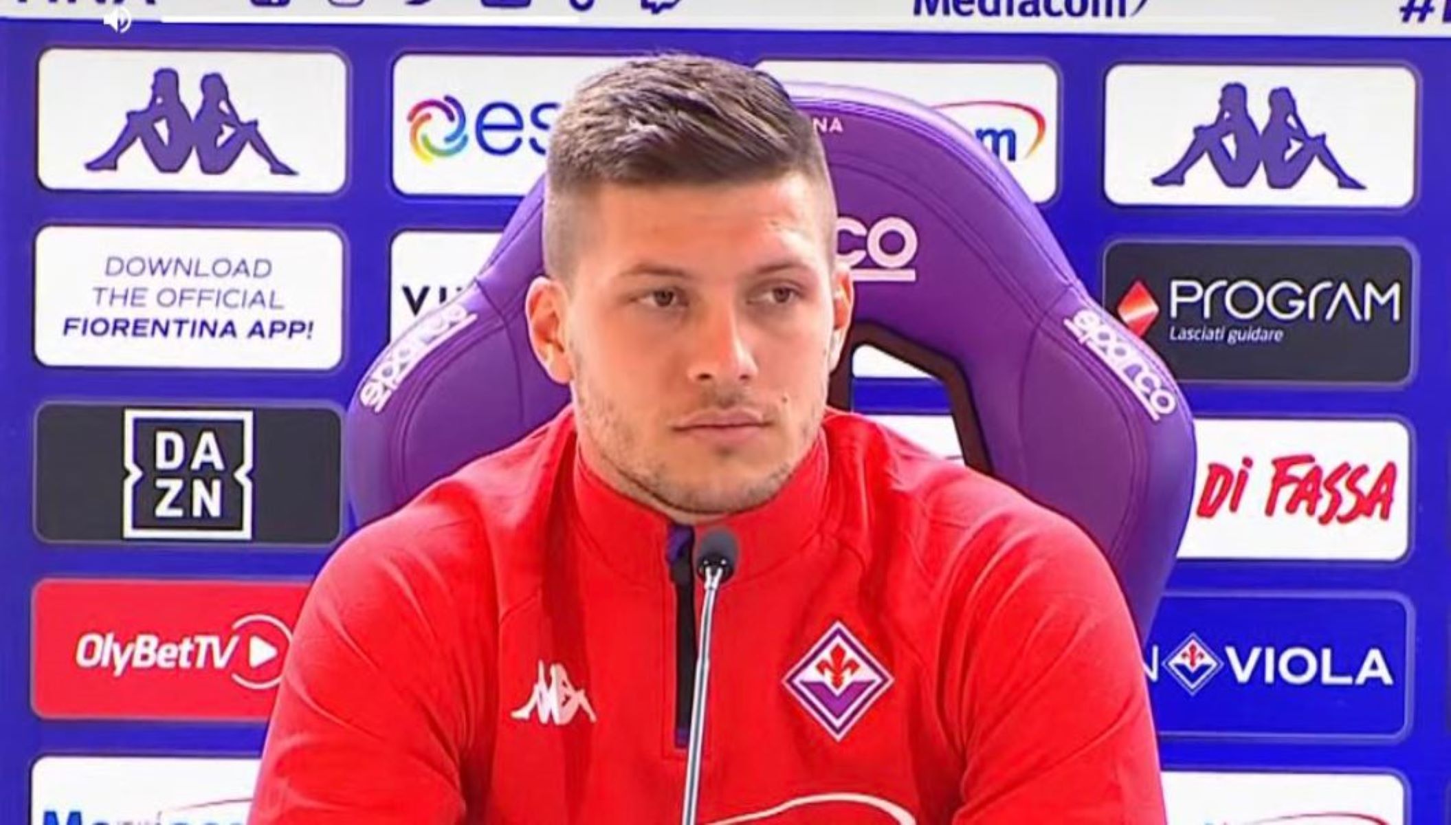 Ο Γιόβιτς υπέπεσε σε δήλωση… γκάφα – Ατάκες που δεν αρέσουν στους φίλους της Φιορεντίνα