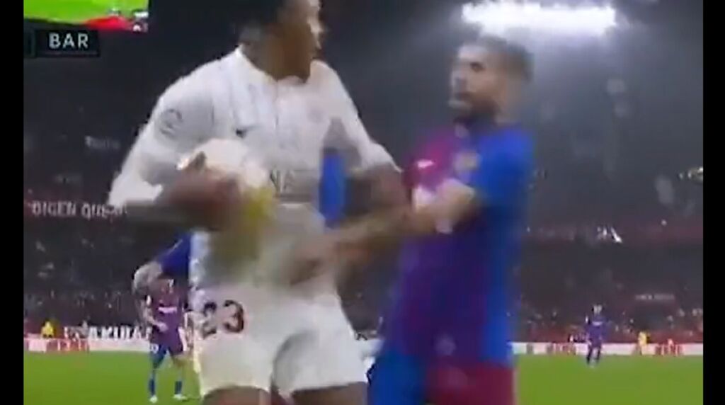 Όταν ο Κουντέ έβγαζε όλο του το μένος πάνω στην Μπαρτσελόνα