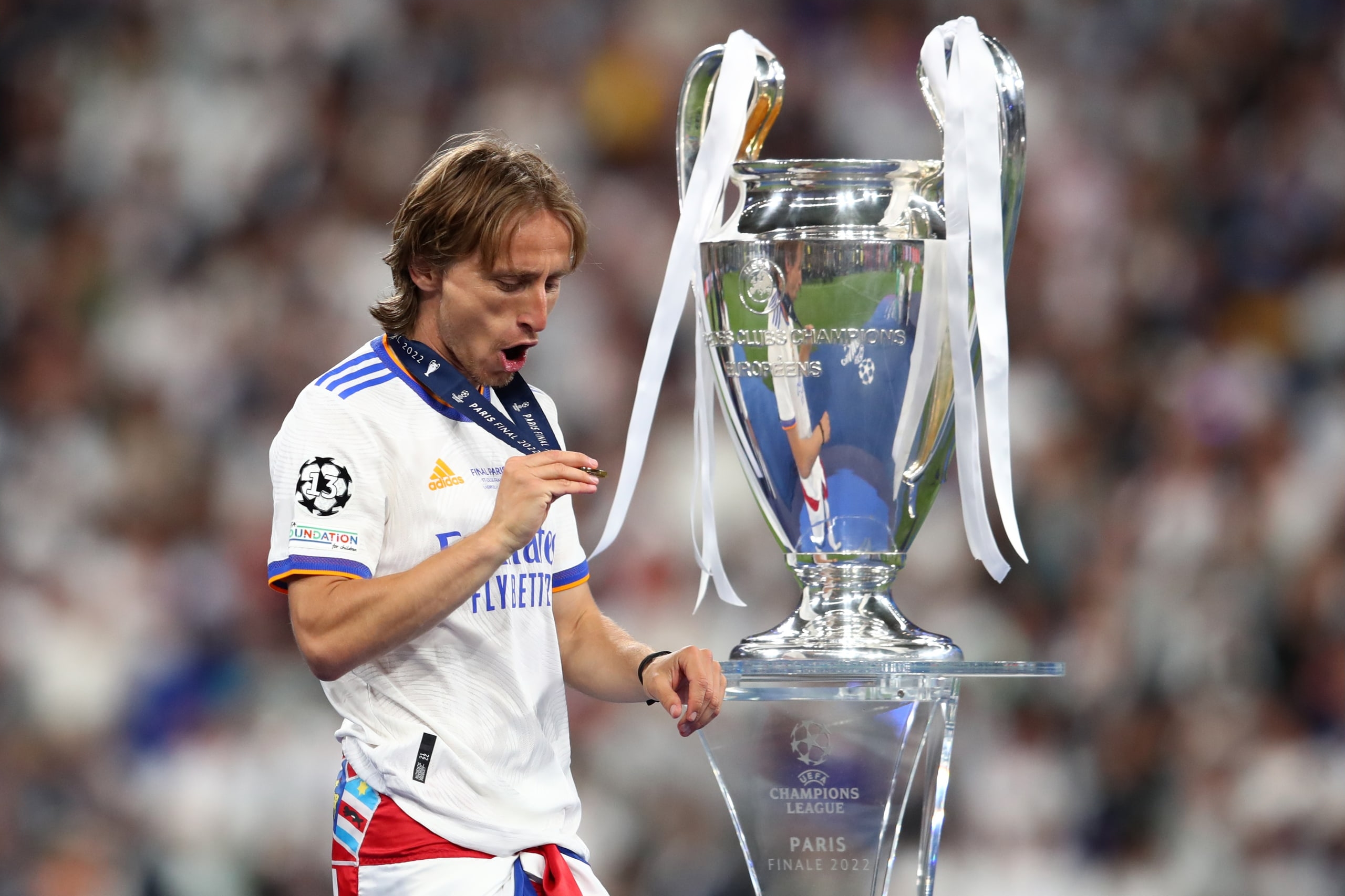 Μεγάλα λόγια Μόντριτς για Αντσελότι: «Μαζί του πήγαινα και στον πόλεμο»