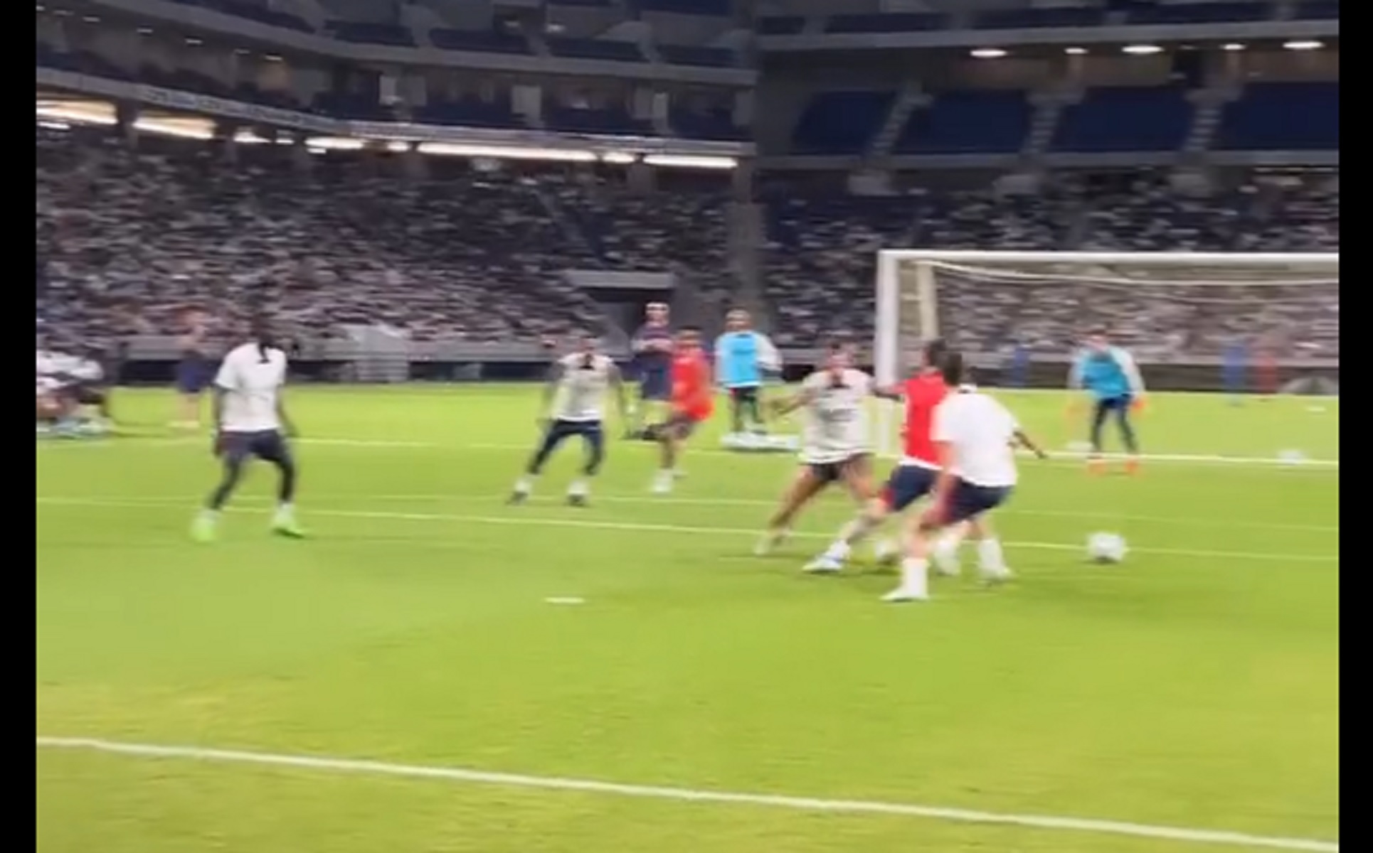 Ο Ράμος κλότσησε τον Μέσι και η… βεντέτα αναθερμάνθηκε (vid)