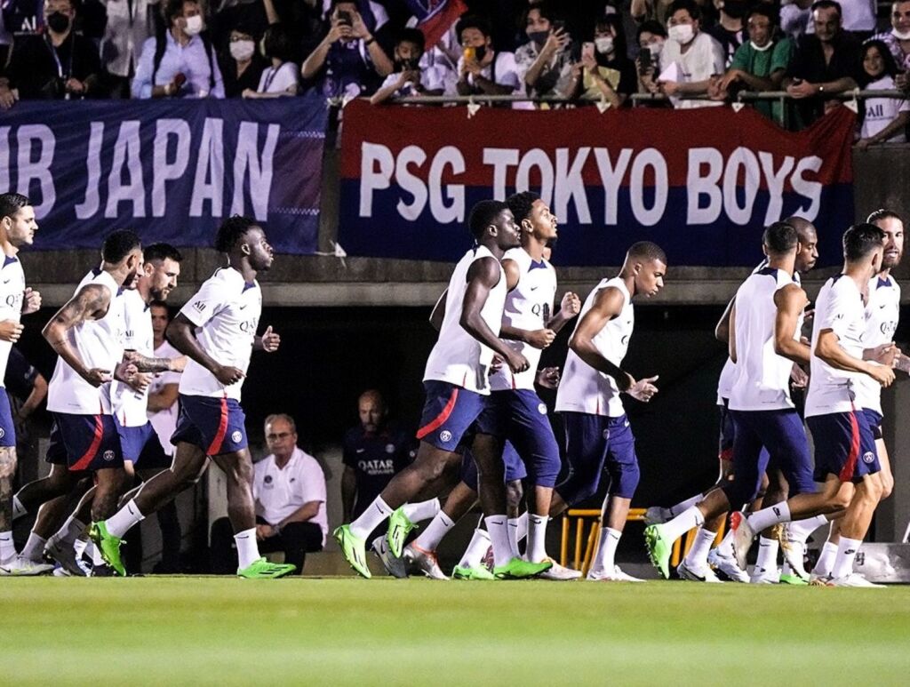 Παρί Σεν Ζερμέν: Γκολάρα του Μπαπέ σε προπόνηση με 13.000 οπαδούς (vid)