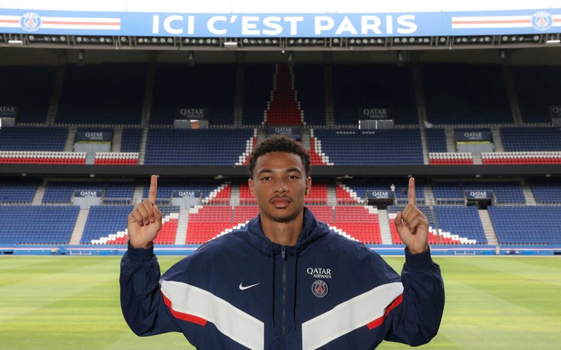 Η Παρί μεγαλώνει, αλλά...