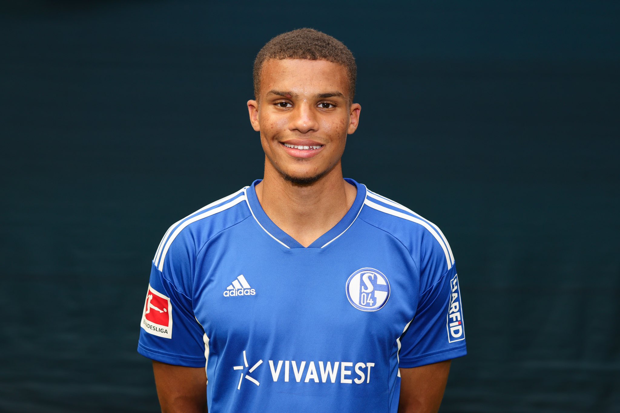 Νέο “χτύπημα” από την Μίλαν – Θωρακίζει την άμυνα με την ταλεντάρα της Γερμανίας