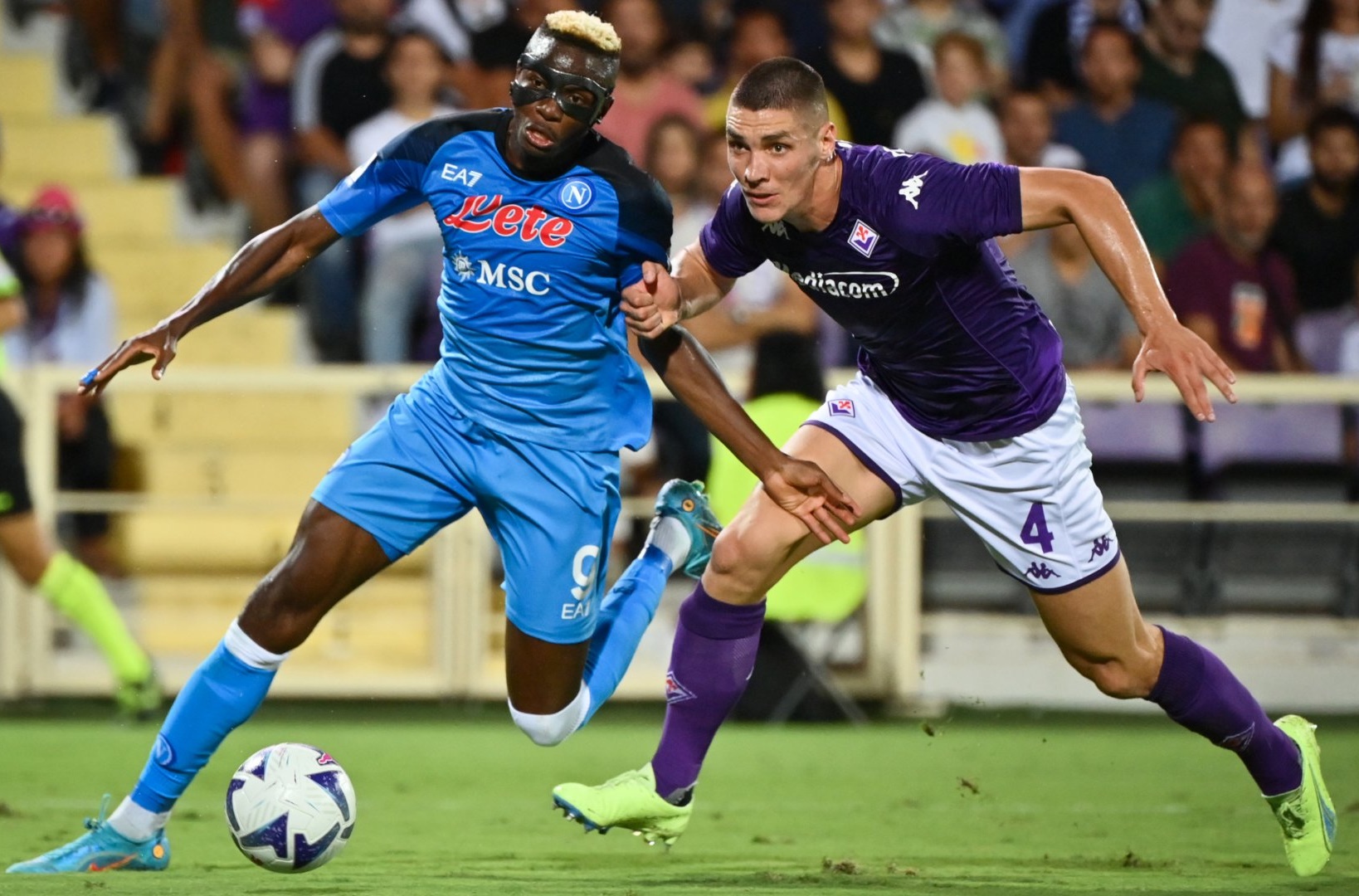 Η Φιορεντίνα (χ)άλασε την ευκαιρία της Νάπολι να βρεθεί μόνη πρώτη (vid)