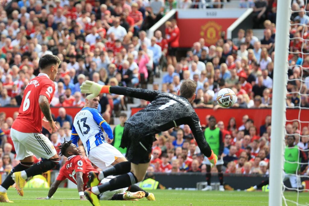 Γιουνάιτεντ για κλάματα – Ίδια και απαράλλαχτη στην πρεμιέρα (vid)