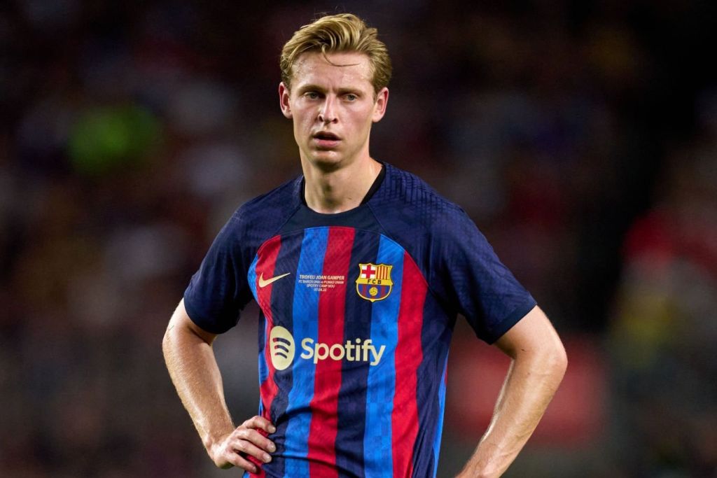 Πουλάει “τρέλα” ο Ντε Γιονγκ: «Δώστε μου όλα τα χρωστούμενα, αλλιώς…»