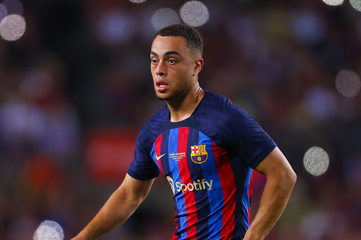 Γιουνάιτεντ και Μπαρτσελόνα φουλάρουν για μια… σπουδαία ανταλλαγή μπακ!