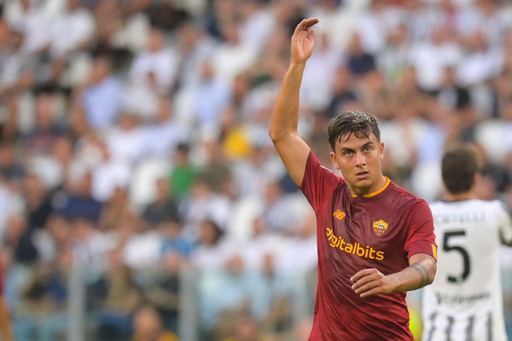 Ο Ντιμπάλα κάνει όλες τις Ιταλίδες να τρελαίνονται μαζί του! (pics)