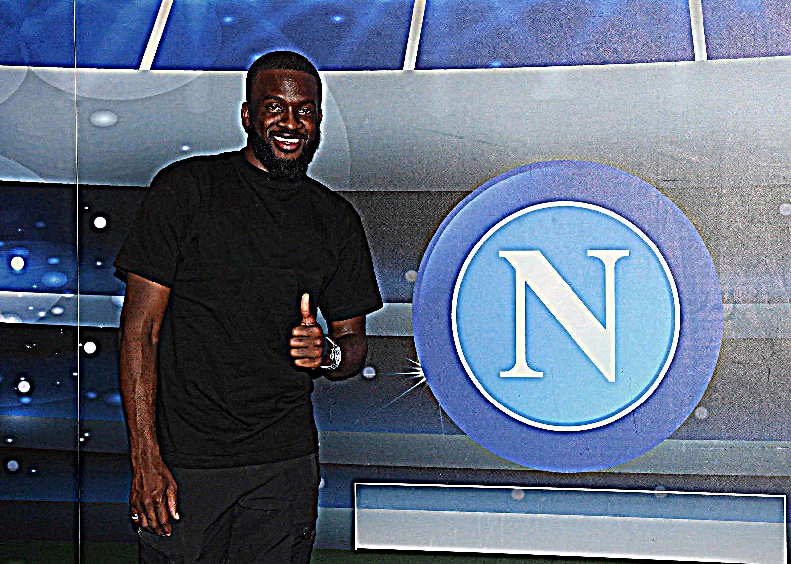 ΠΡΟΣΟΧΗ δαγκώνει: Η Νάπολι ανακοίνωσε χαφ «σκυλί»!