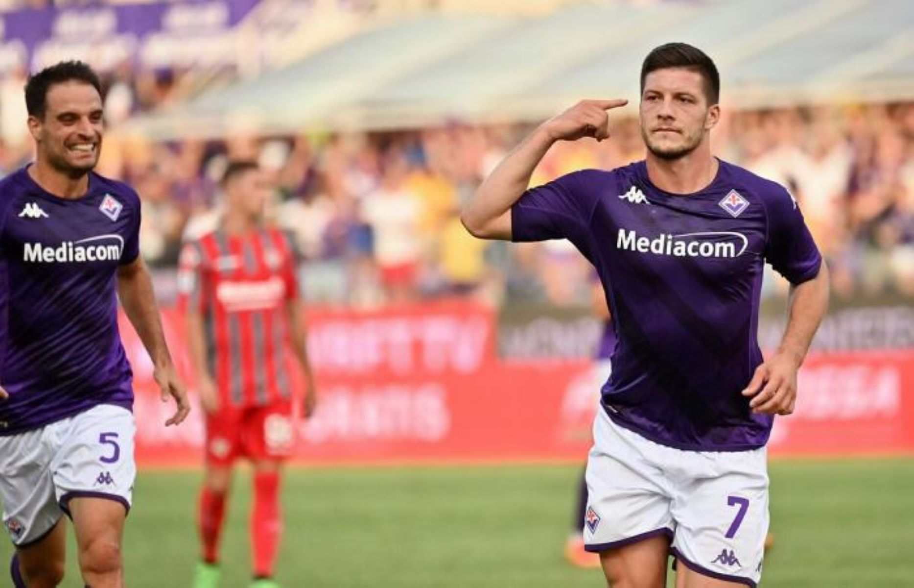 Ντεμπούτο με… τεμάχιο ο Γιόβιτς στη Serie A (vid)