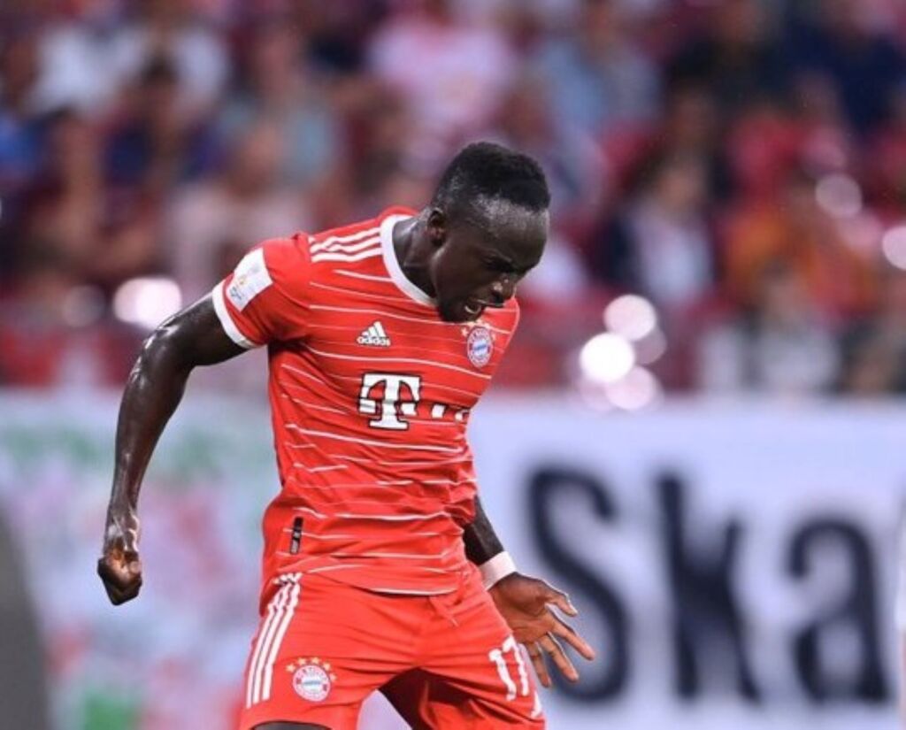 Ζεματάει η Μπάγερν στη Φρανκφούρτη – Τρίμπαλο σε 30 λεπτά με γκολ του Μανέ (vid)