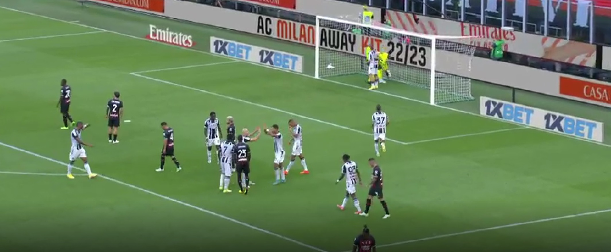 Ο Μασίνα με άπιαστη κεφαλιά- ψαράκι εξέθεσε την άμυνα της πρωταθλήτριας Μίλαν! (vid)