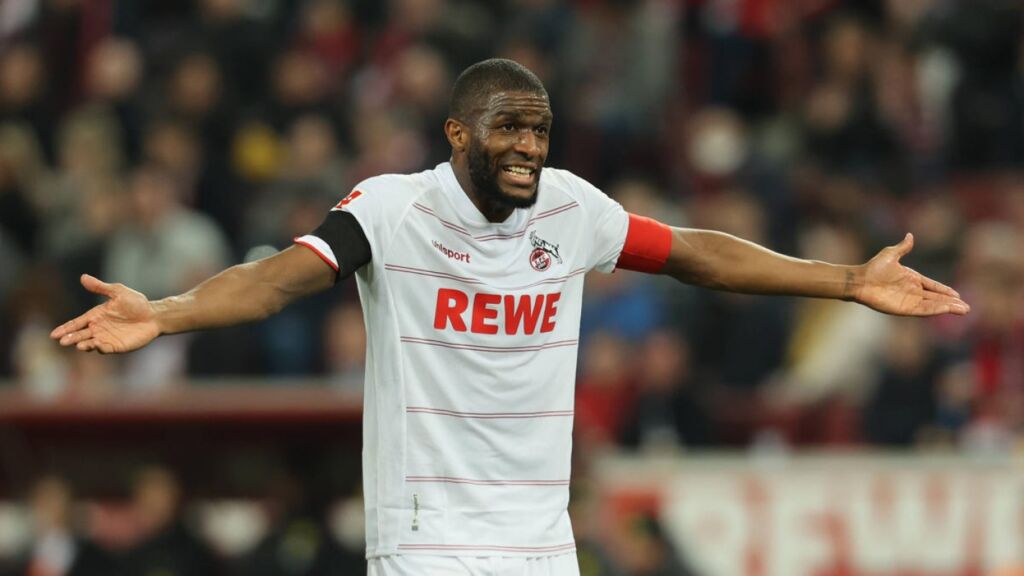 Βρήκε τον αντι-Αλέ η Ντόρτμουντ – “Άκυρο” στον Καβάνι!