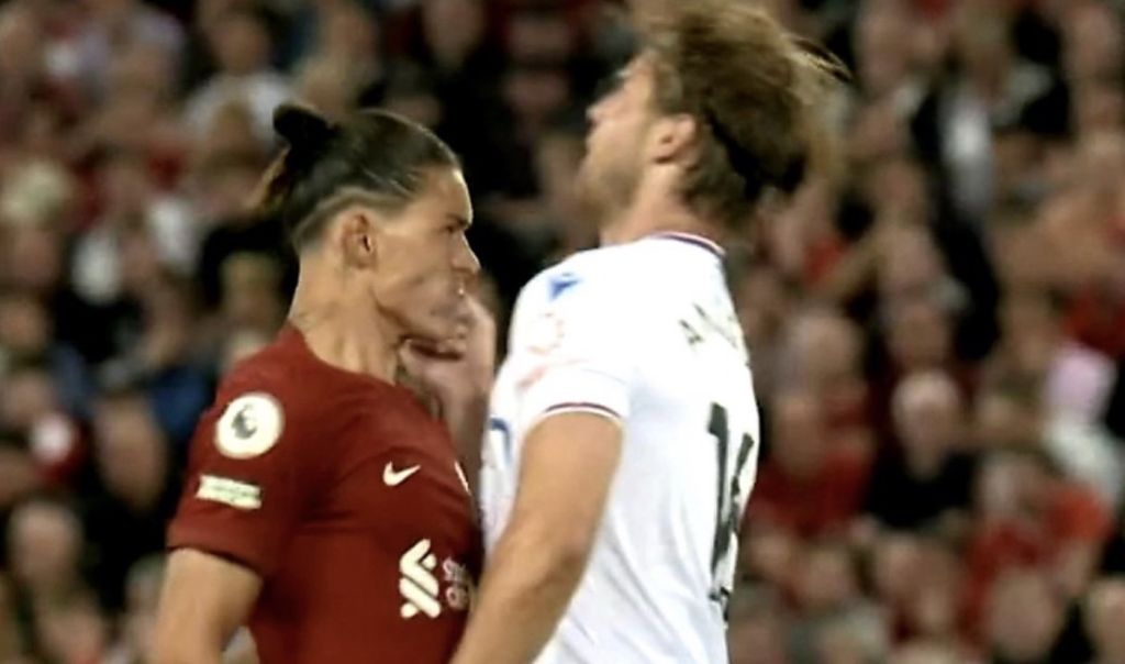 Γελάει όλο το Νησί με τις γκάφες και τα… τσαφ του Νούνιες! (vid)