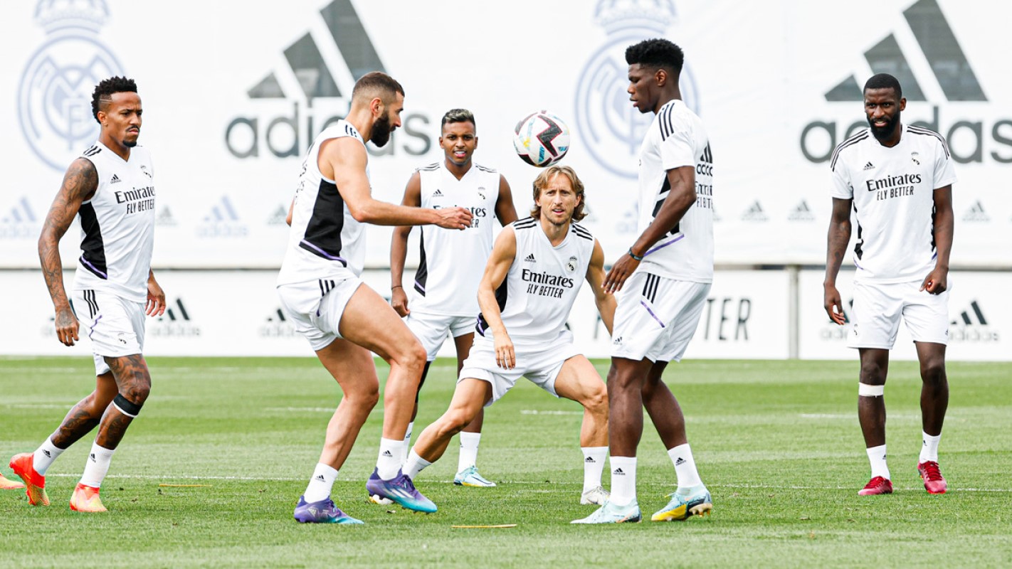 Ο Τσουαμενί “γλέντησε” τον Καμαβινγκά – Τον στέλνει… στην “ανεργία” με ντρίμπλα αλητεία (vid)