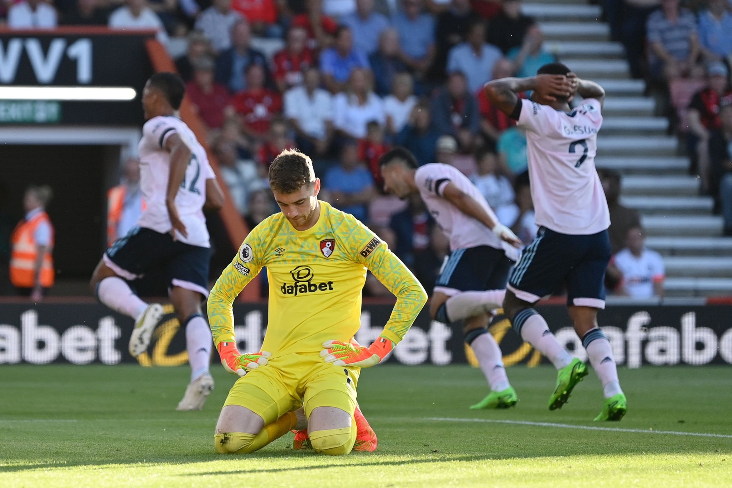 «Αρρώστησαν» οι παίκτες της Άρσεναλ μόλις είδαν την γκολάρα του Σαλιμπά! (pic)