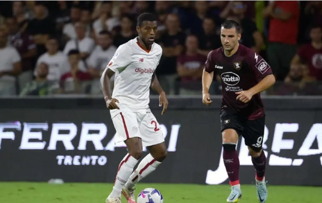 Μεγάλο πρόβλημα στη Ρόμα: Υπέστη κάταγμα ο Βαϊνάλντουμ