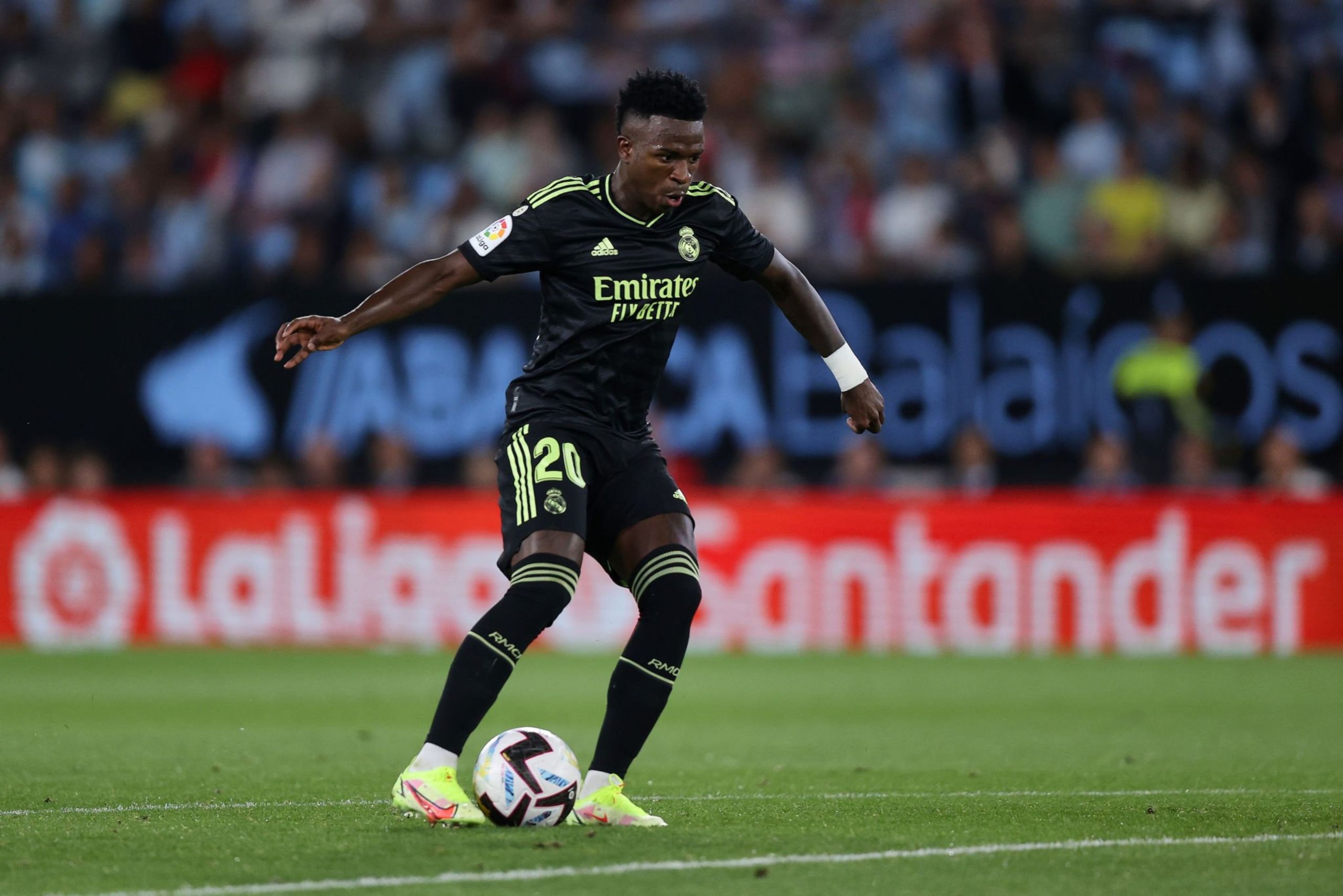 Βινίσιους: «Βλέπω κάθε μέρα τον Ρονάλντο και τον… αντιγράφω»