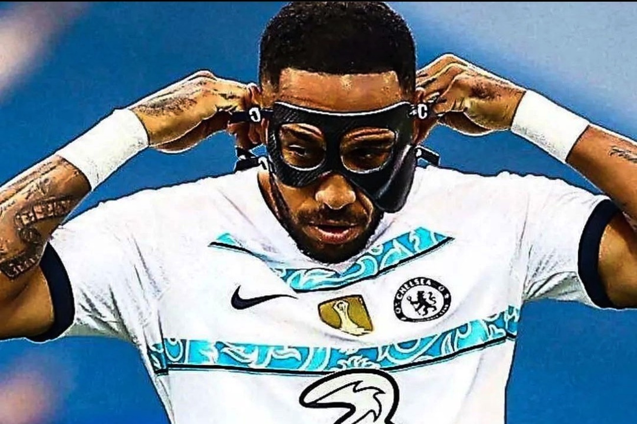 Ντεμπούτο στα «μπλε» ο… μασκοφόρος Ομπαμεγιάνγκ (vid)