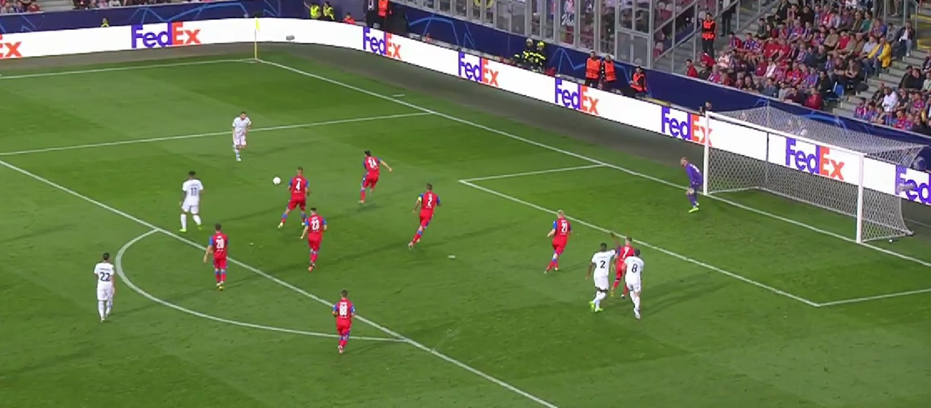 Champions League: Ο Τζέκο δείχνει σε όλους πως να είσαι… killer! (vid)