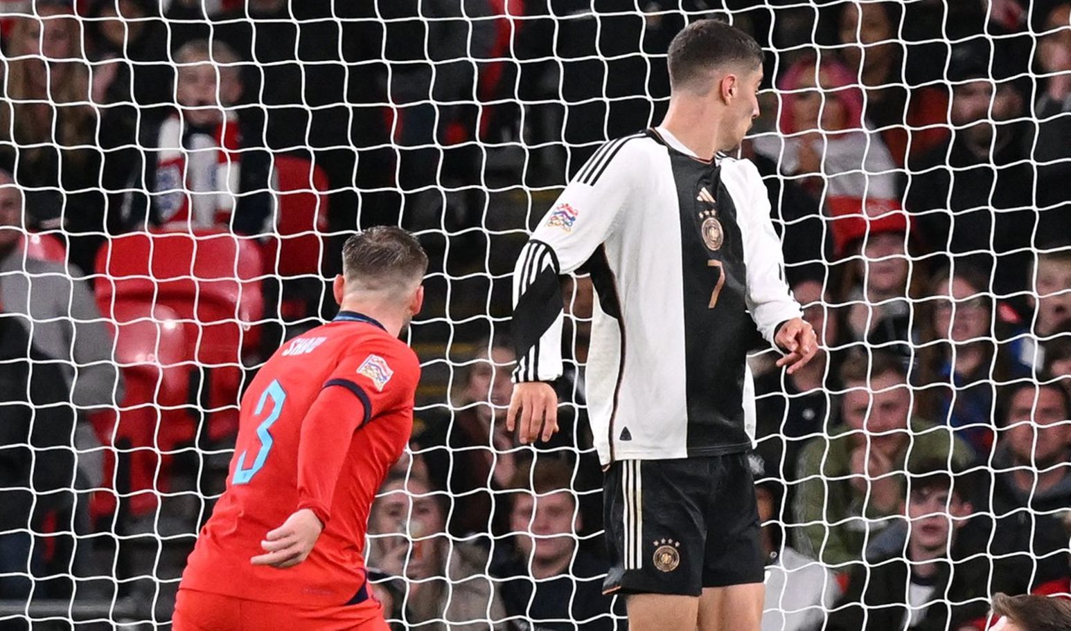 Αγγλία – Γερμανία: Χάθηκε η μπάλα στο δεύτερο ημίχρονο! (vid)