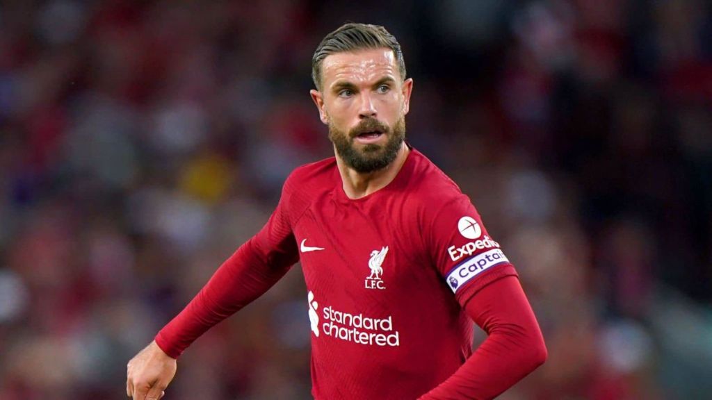 Ξανά στις επάλξεις ο Χέντερσον – Κλήθηκε στα «Τρία Λιοντάρια»