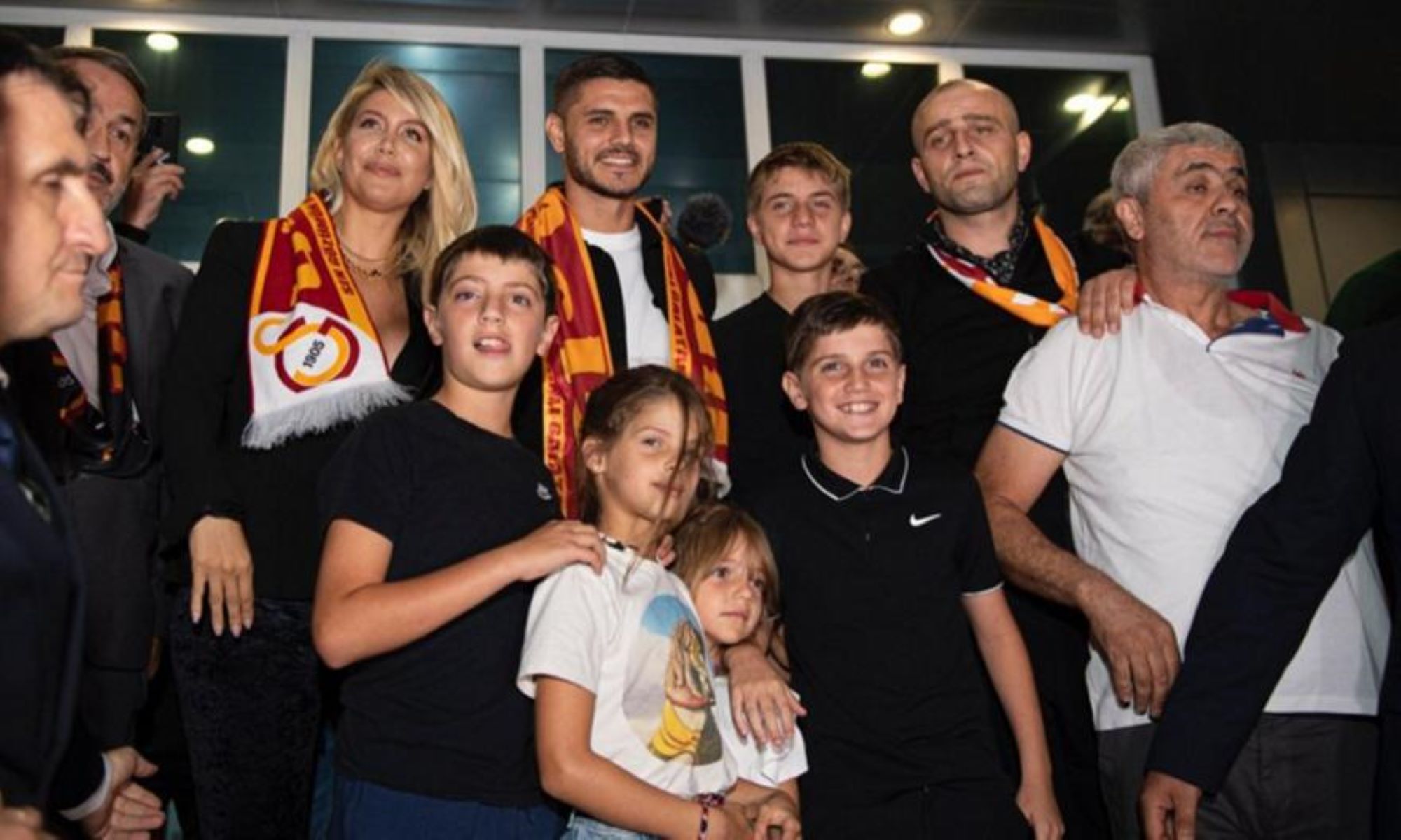 «Τούρκος» ο Ικάρντι, χαμός στη Γαλατασαράι και με Νάρα (vids)